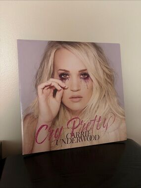 CRY PRETTY- Carrie Underwood Vinyl Record